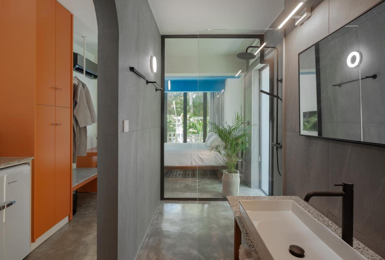 Adrop Pool Suites Paphos Exterior photo